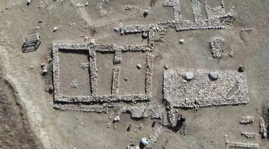 Археологи в Турции нашли горшок с 2500-летним блюдом древних персов (фото)